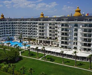 Heaven Beach Resort & Spa