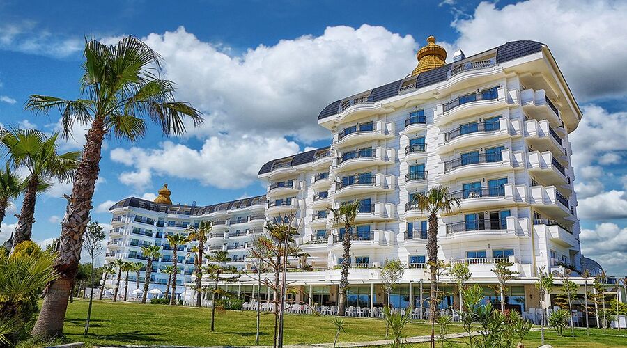 Heaven Beach Resort & Spa