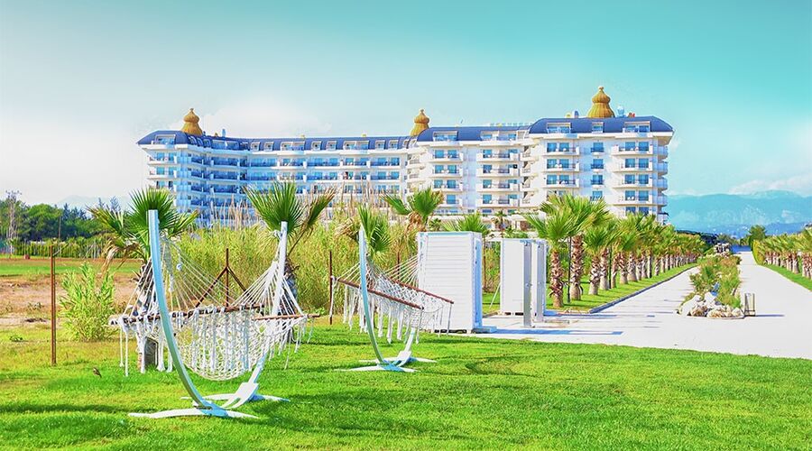 Heaven Beach Resort & Spa