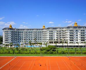 Heaven Beach Resort & Spa