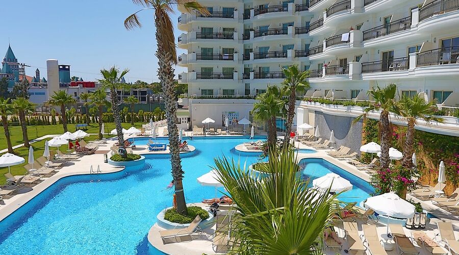 Heaven Beach Resort & Spa