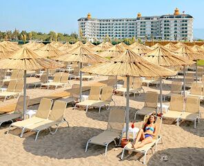 Heaven Beach Resort & Spa