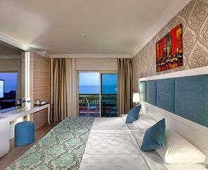 Heaven Beach Resort & Spa