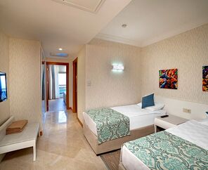 Heaven Beach Resort & Spa