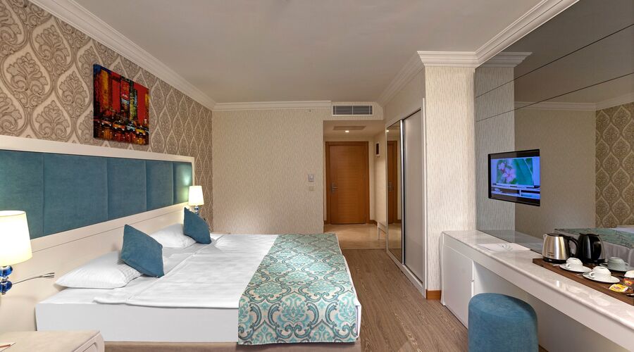 Heaven Beach Resort & Spa