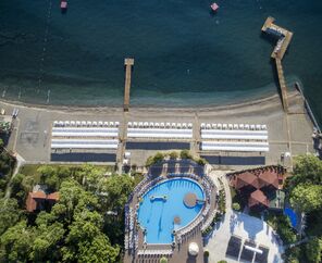 Kimeros Park Holiday Village