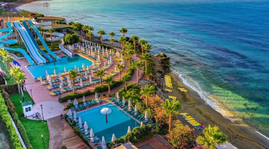 Vikingen Infinity Resort & Spa