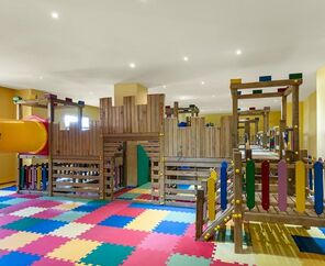 Vikingen Infinity Resort & Spa