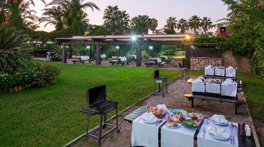 Aydınbey Famous Resort