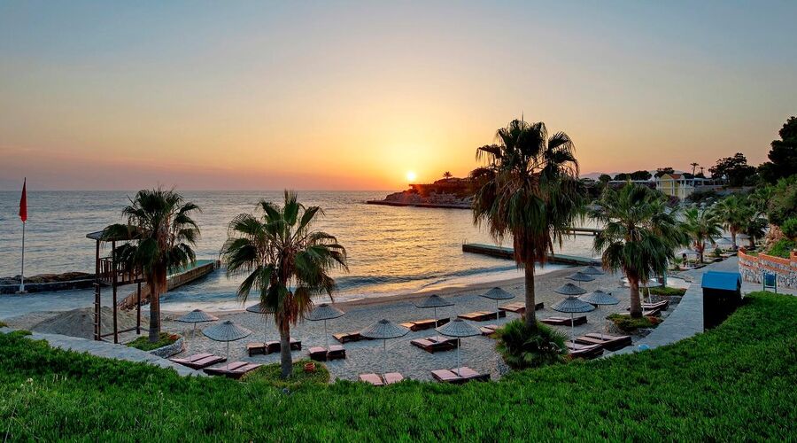 Pine Bay Holiday Resort