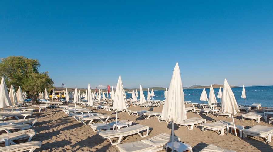 Petunya Beach Resort