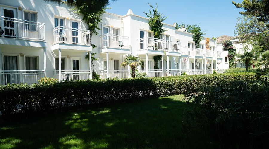 Petunya Beach Resort