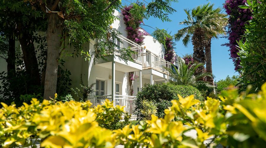 Petunya Beach Resort