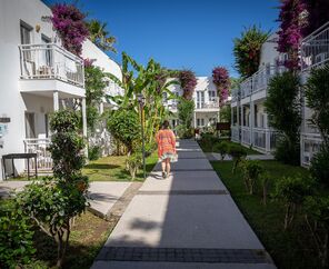 Petunya Beach Resort