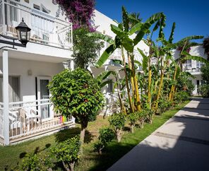 Petunya Beach Resort