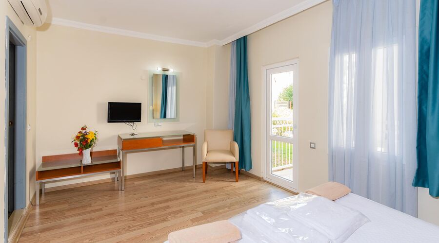 Petunya Beach Resort