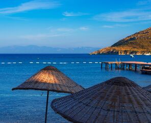 Liv Hotel By Bellazure