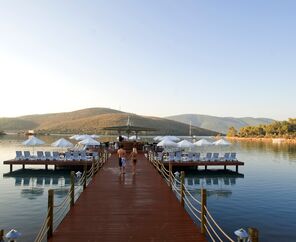 Crystal Green Bay Resort&Spa