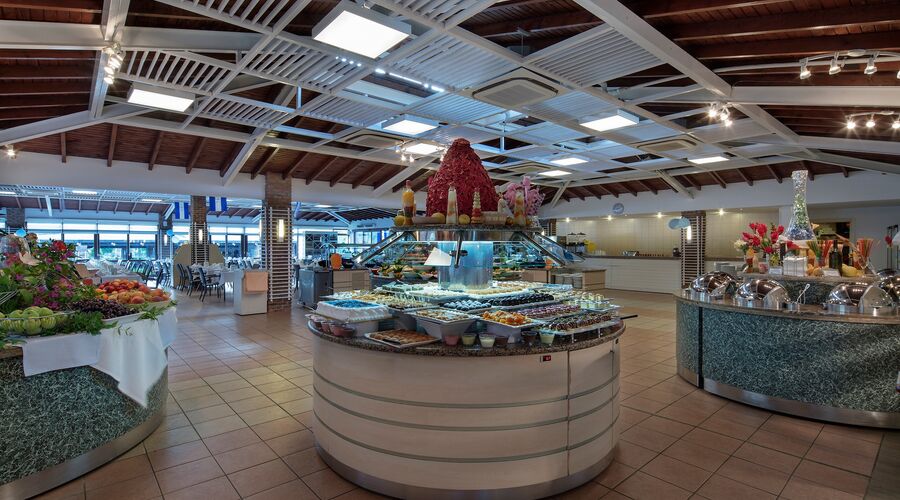 Crystal Green Bay Resort&Spa