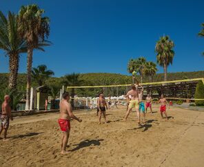 Crystal Green Bay Resort&Spa