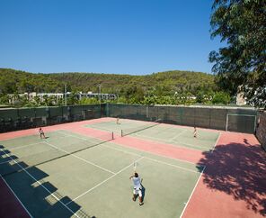 Crystal Green Bay Resort&Spa