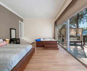 Sarpedor Boutique Hotel