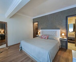 Sarpedor Boutique Hotel