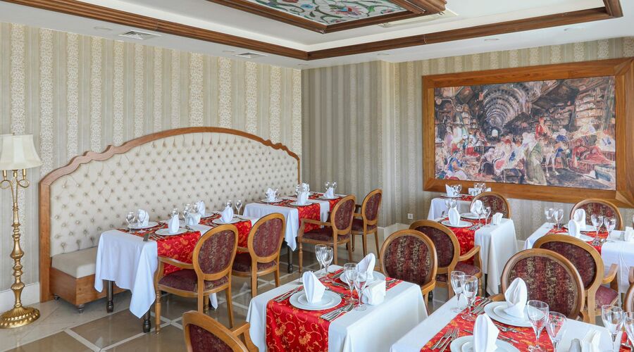 Sherwood Exclusive Lara