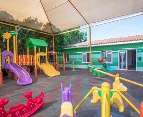 Sherwood Exclusive Lara