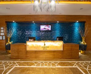 Sherwood Exclusive Lara