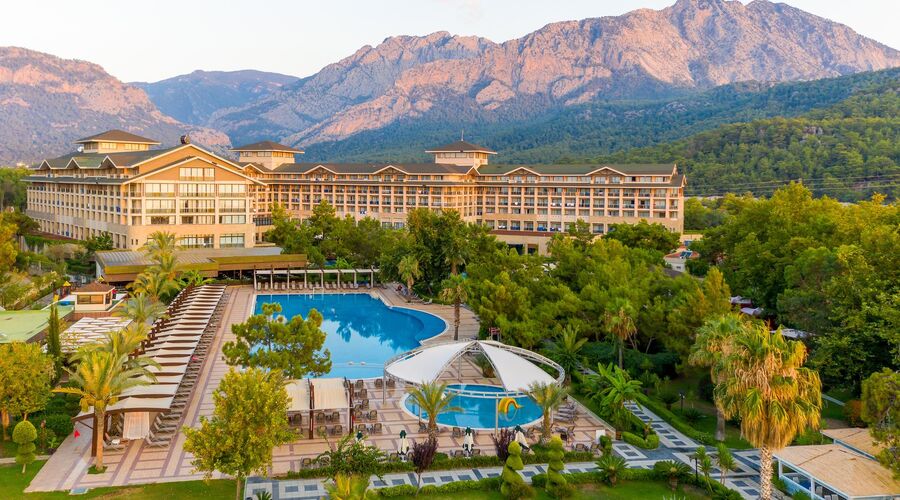 Amara Luxury Resort& Villas