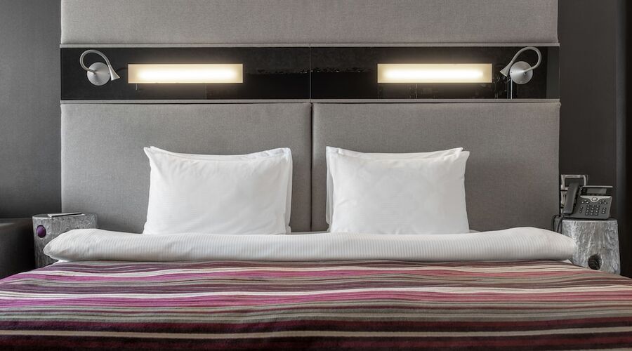 11 Mirrors Design Hotel