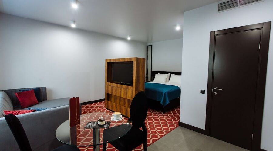 Khreschatyk City Center Hotel