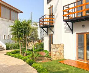 Butikhan Beach Hotel