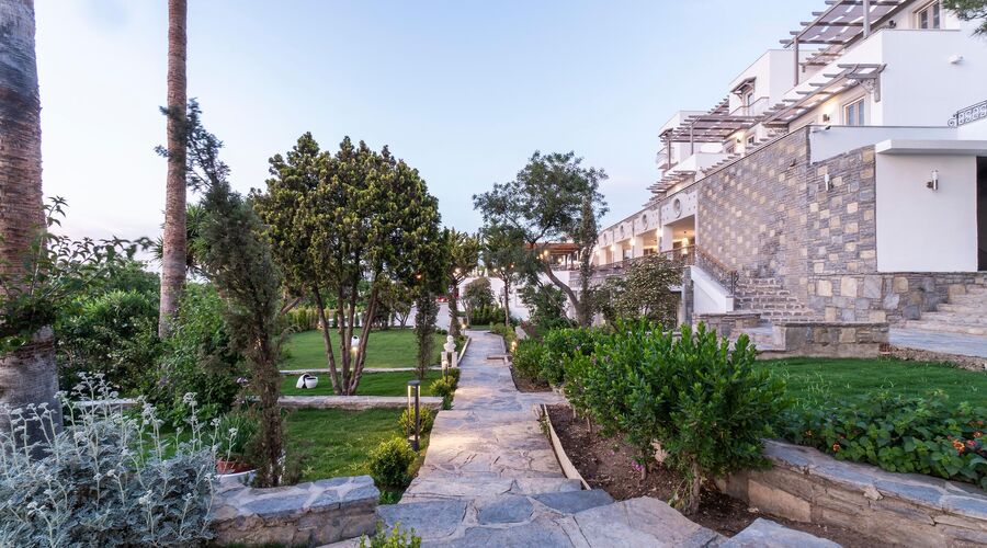 Elementa Boutique Hotel