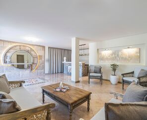 Elementa Boutique Hotel