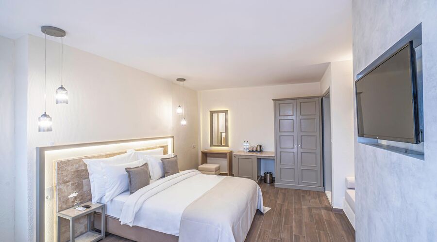 Elementa Boutique Hotel