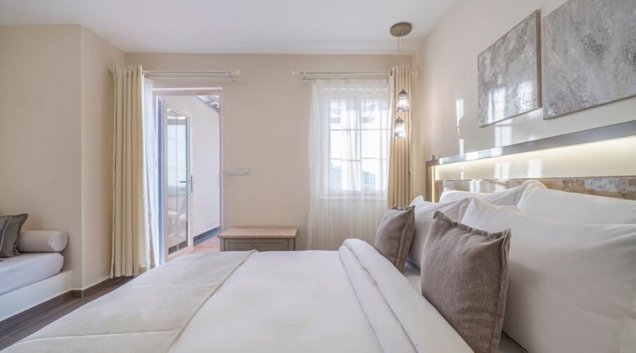 Elementa Boutique Hotel