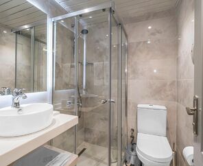 Elementa Boutique Hotel