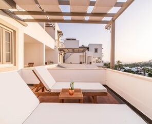 Elementa Boutique Hotel