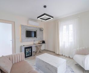 Elementa Boutique Hotel