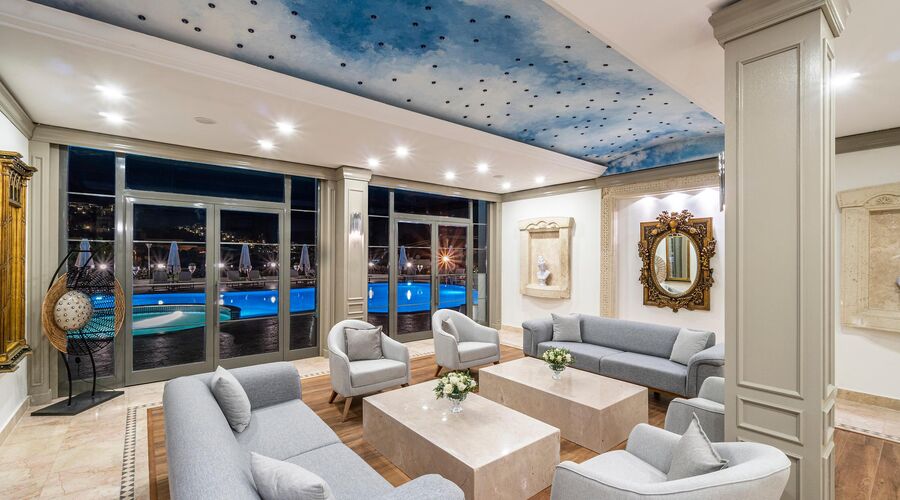 Elementa Boutique Hotel