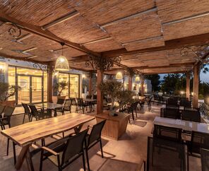 Elementa Boutique Hotel