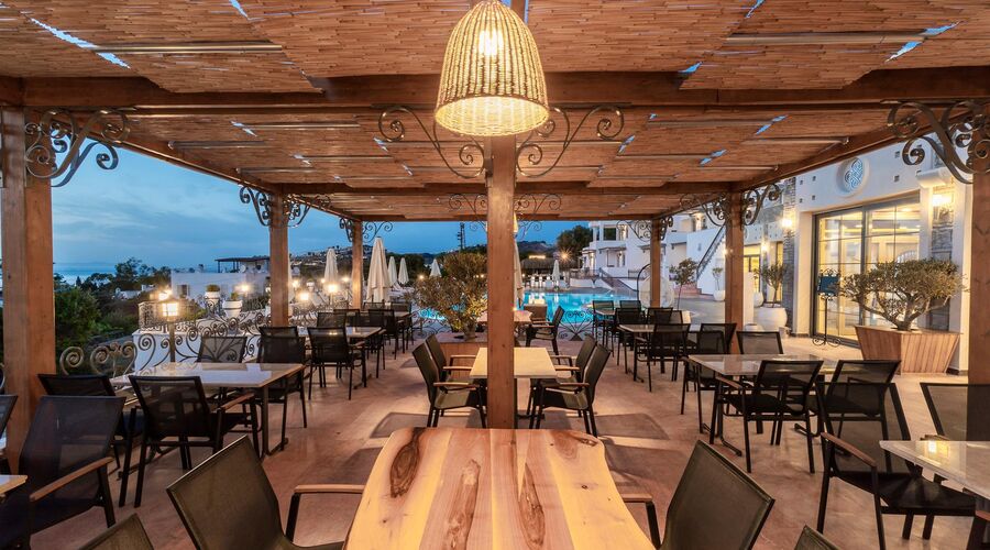 Elementa Boutique Hotel