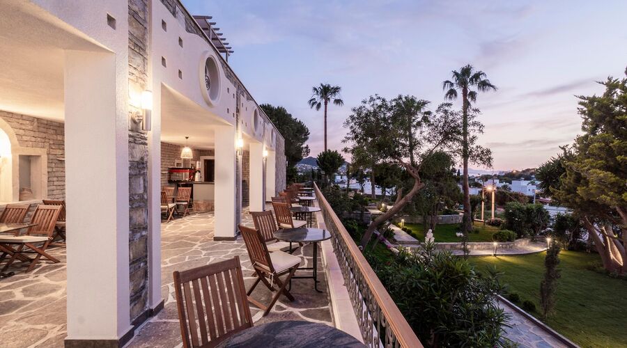 Elementa Boutique Hotel