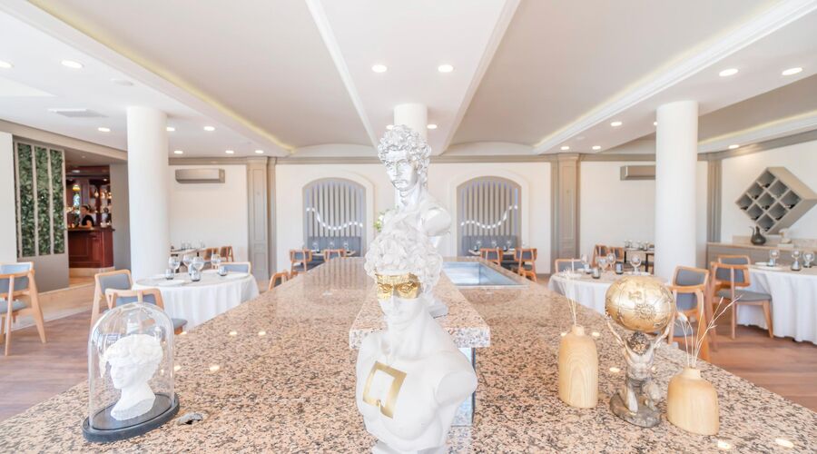 Elementa Boutique Hotel