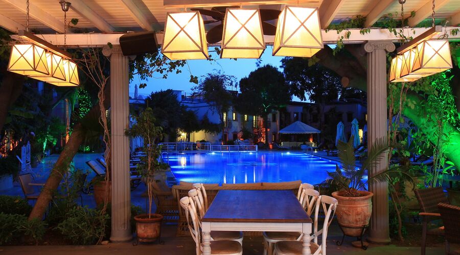 DoubleTree By Hilton Bodrum Marina Vista