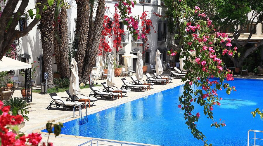 DoubleTree By Hilton Bodrum Marina Vista