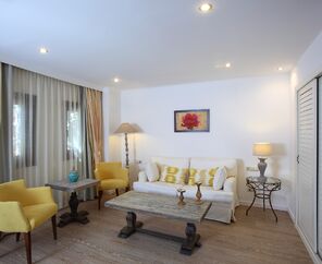 DoubleTree By Hilton Bodrum Marina Vista