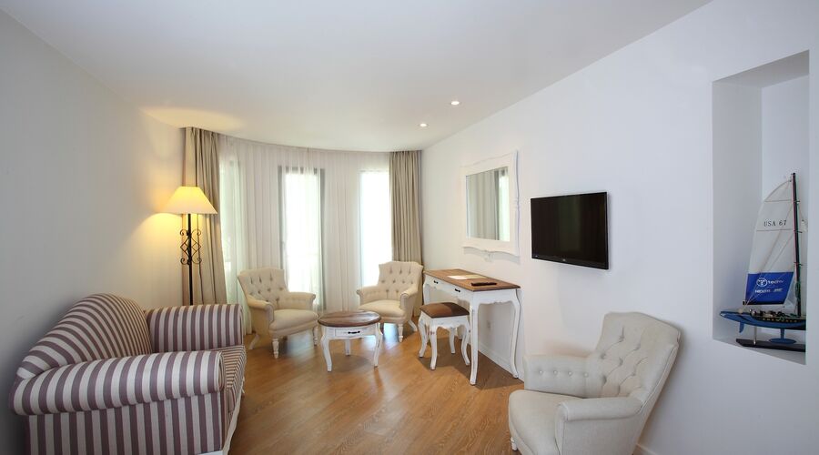 DoubleTree By Hilton Bodrum Marina Vista